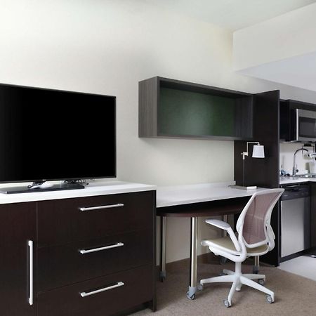Home2 Suites By Hilton Louisville Airport Expo Center Εξωτερικό φωτογραφία