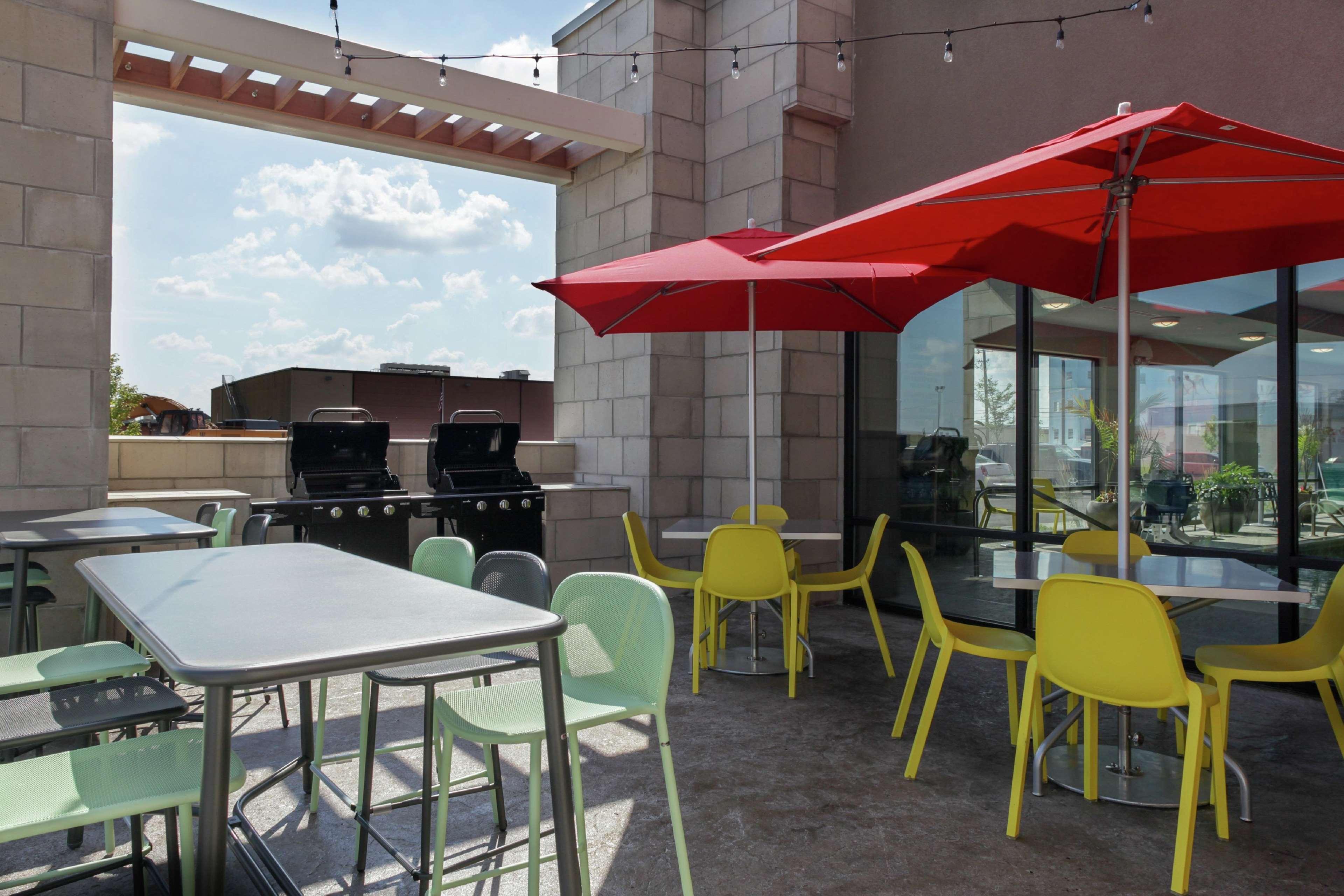 Home2 Suites By Hilton Louisville Airport Expo Center Εξωτερικό φωτογραφία