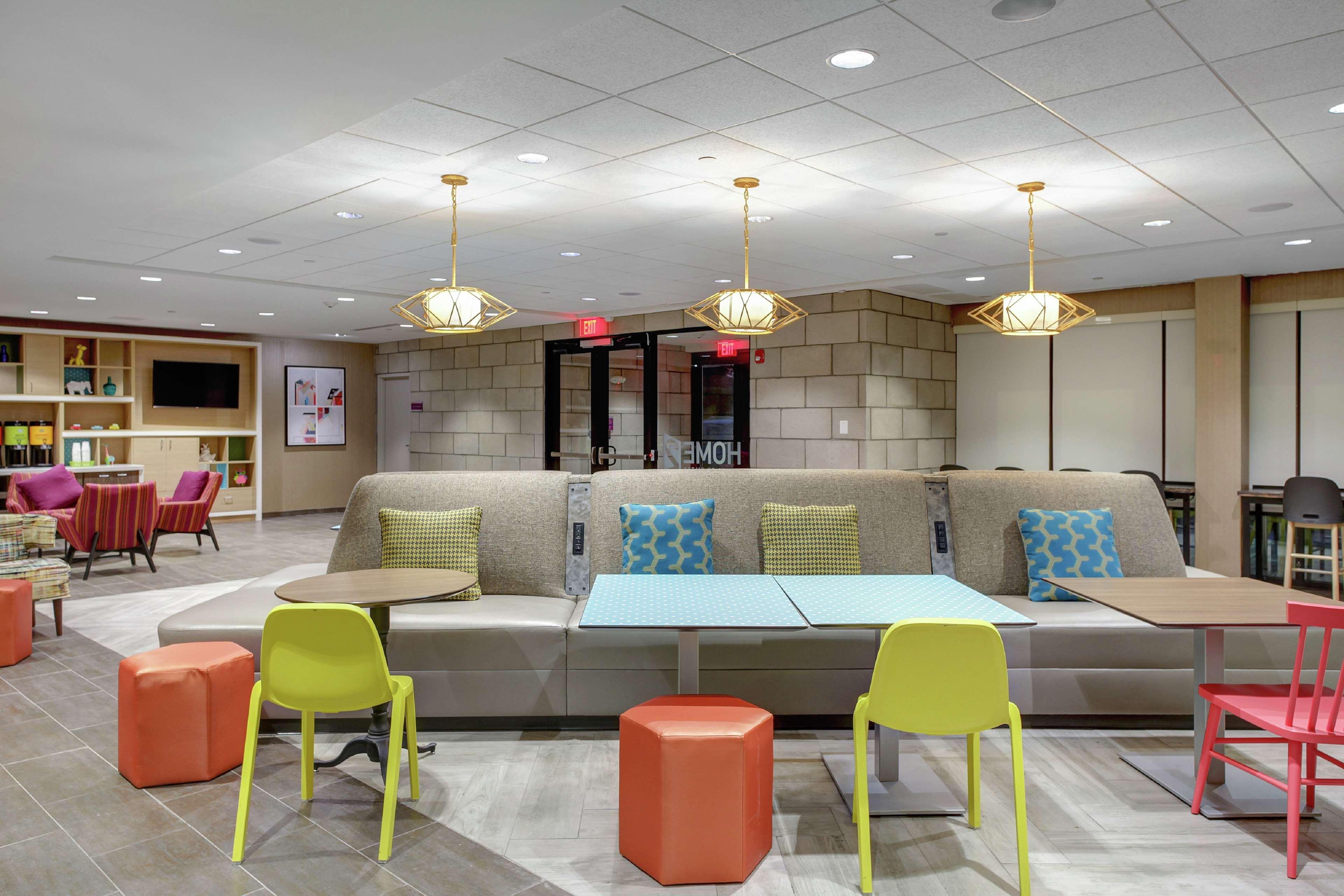Home2 Suites By Hilton Louisville Airport Expo Center Εξωτερικό φωτογραφία