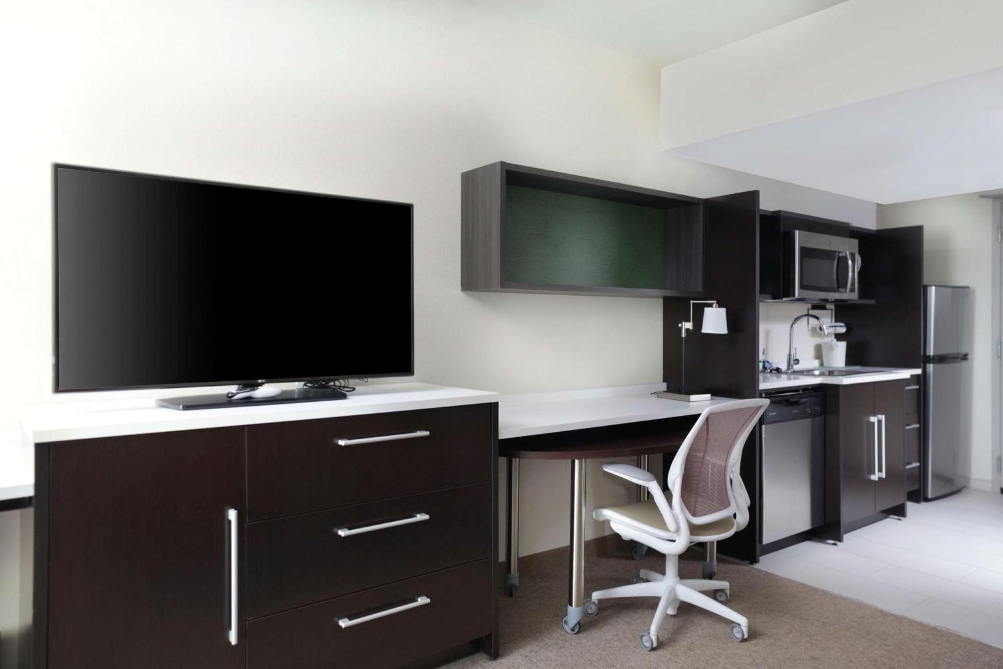 Home2 Suites By Hilton Louisville Airport Expo Center Εξωτερικό φωτογραφία