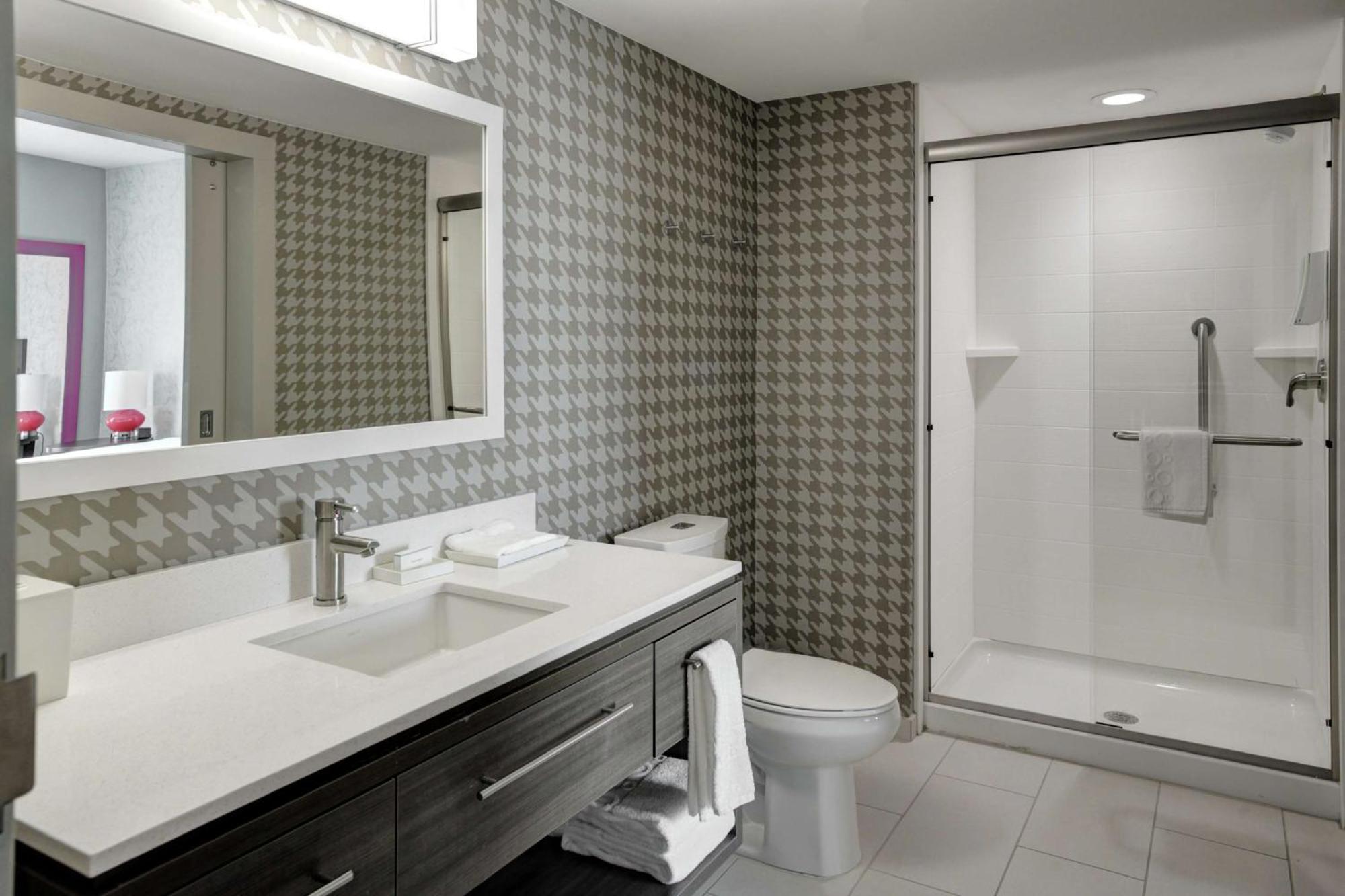 Home2 Suites By Hilton Louisville Airport Expo Center Εξωτερικό φωτογραφία